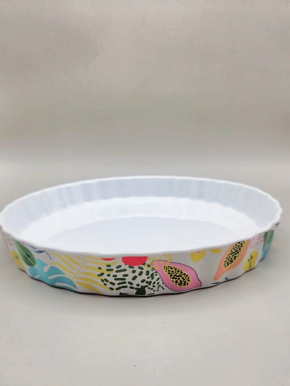 White Ceramic Pie Plate with Colorful Tropical Fruit on Outside Rim, NWOT